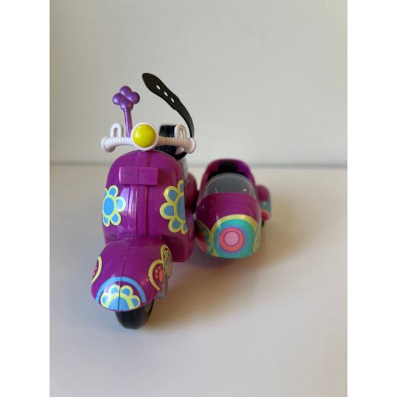 Littlest Pet Shop Blythe Purple Motorcycle Scooter Sidecar Hasbro 2010 w| 2 Pets - Picture 2 of 12